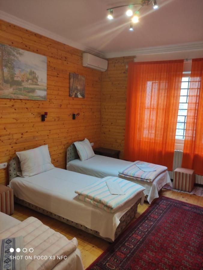 Sobe Sa Sopstvenim Kupatilom Private Rooms Bathroom In Center نوفي ساد المظهر الخارجي الصورة