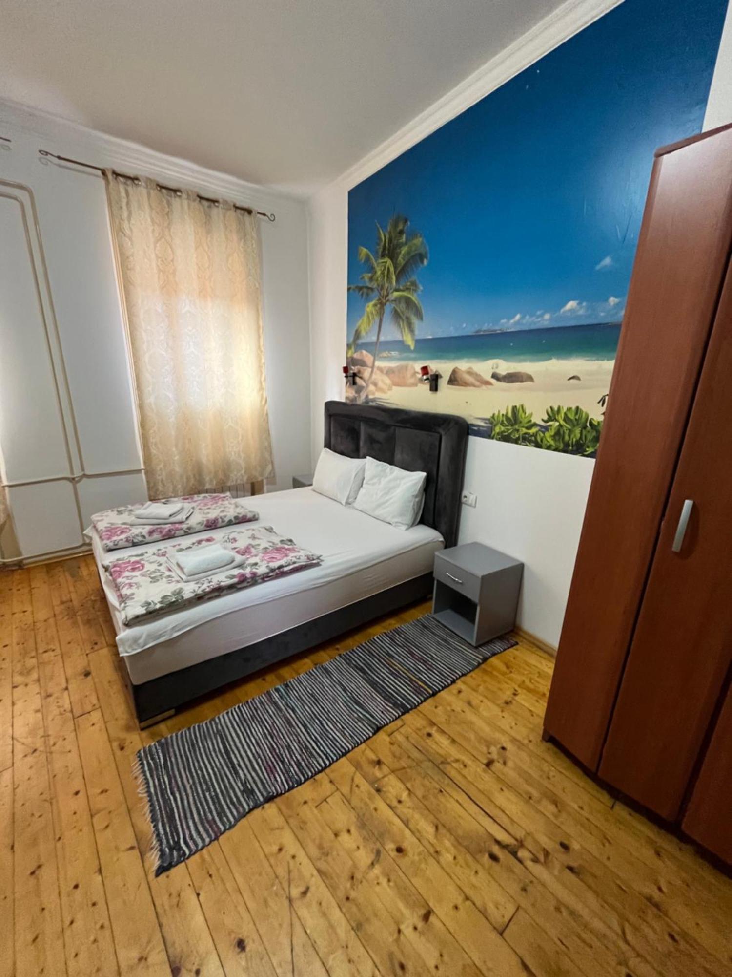 Sobe Sa Sopstvenim Kupatilom Private Rooms Bathroom In Center نوفي ساد المظهر الخارجي الصورة